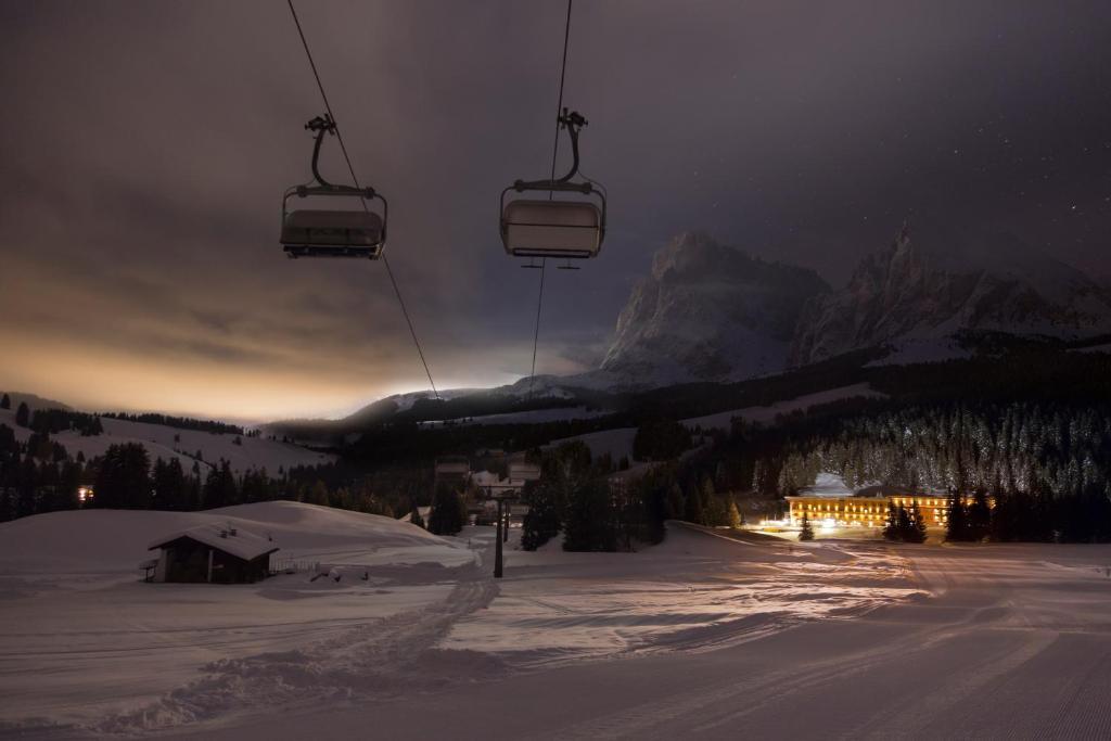Sporthotel Floralpina Alpe Di Siusi Extérieur photo