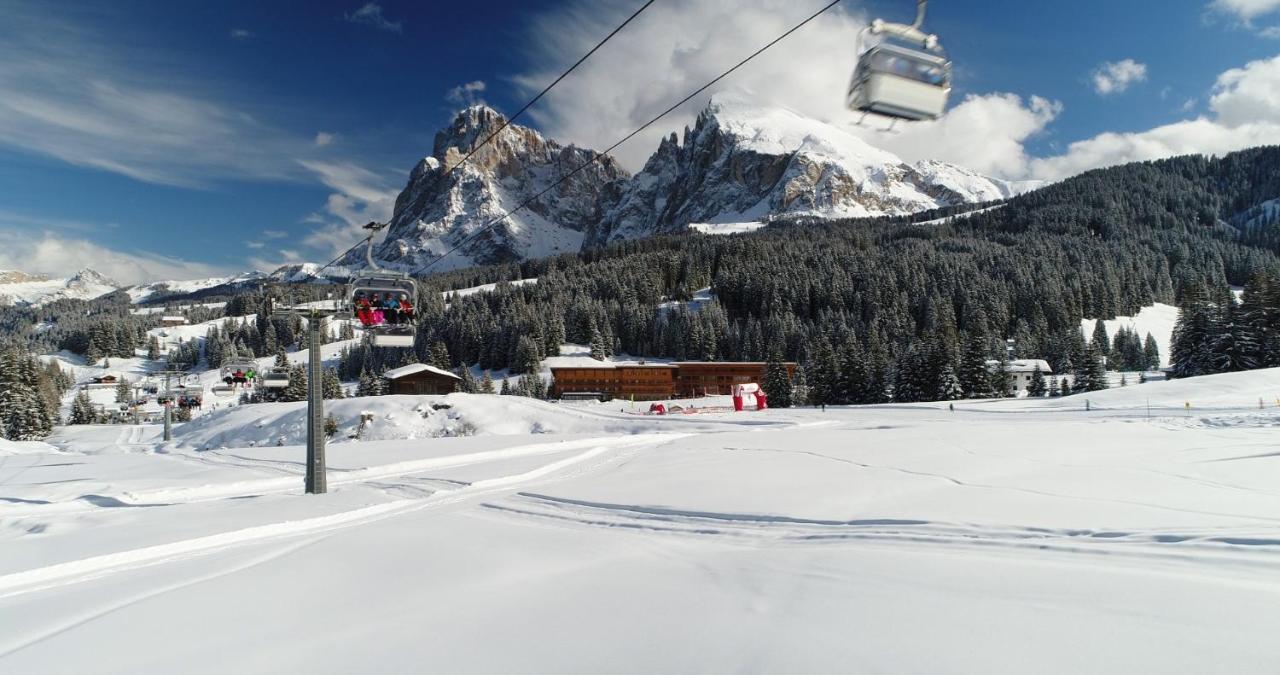 Sporthotel Floralpina Alpe Di Siusi Extérieur photo